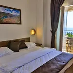 Sunny Villa Orchid