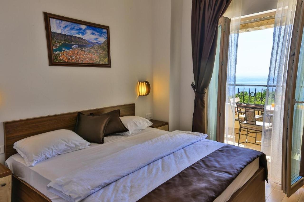 Sunny Orchid Villa Budva