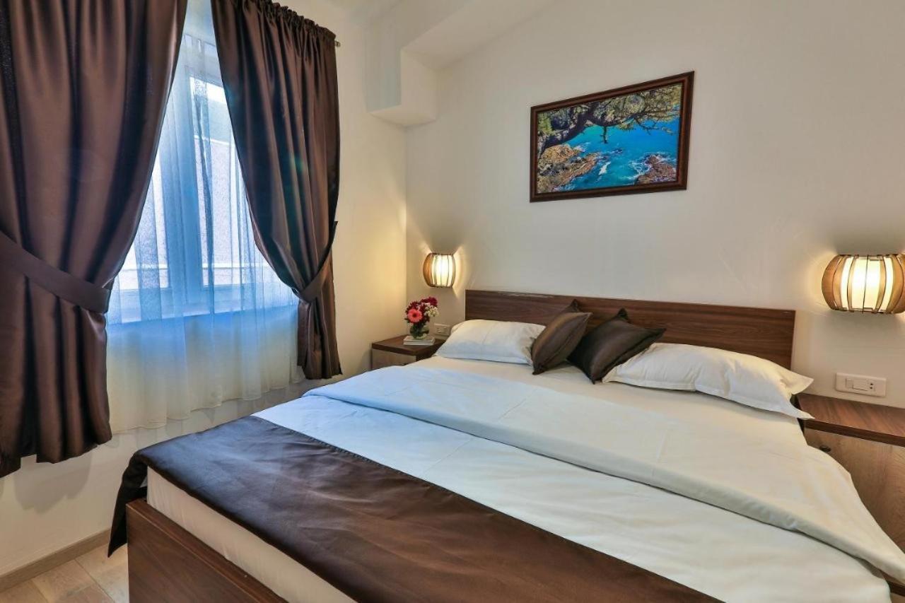 Sunny Orchid Budva
